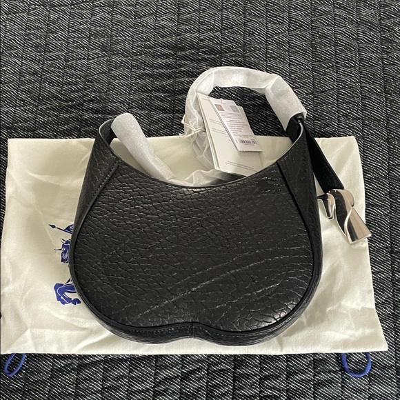 Burberry Black Textured Leather Shoulder Bag - Picture 8 of 11